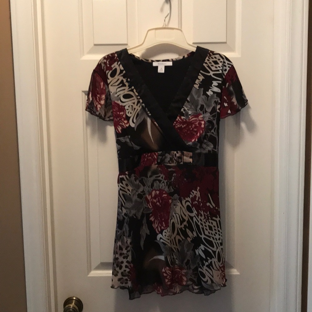 Dress Barn black and wine colored blouse Sz XL